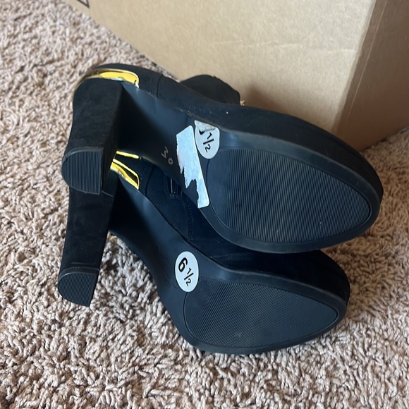 Guess platform - Picture 3 of 5